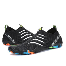 Charger l'image dans la galerie, CHAUSSURES D 'EAU